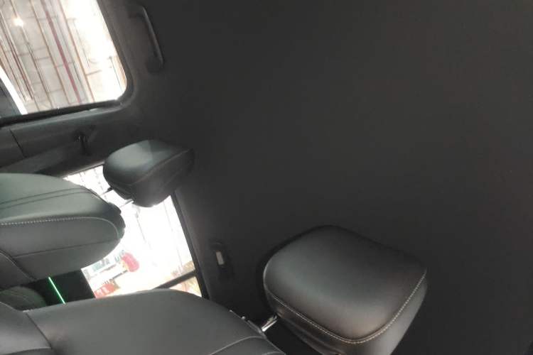 Used Baojun Spark EUV 2024 Prestige Edition 4 Seats Headliner