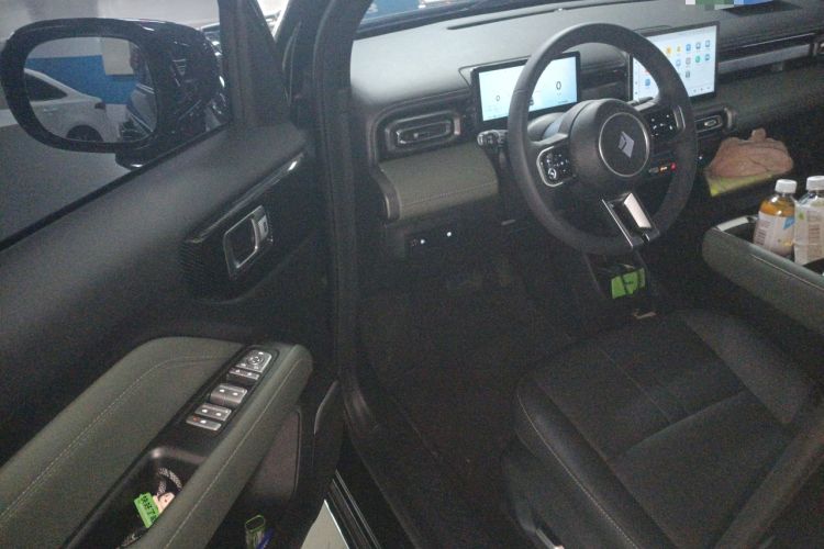 Used Baojun Spark EUV 2024 Prestige Edition 4 Seats Interior 3