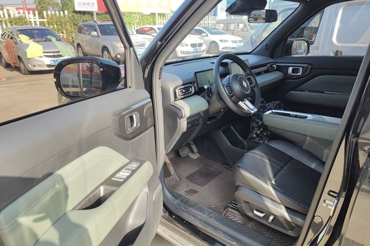 Used Baojun Spark EUV 2024 Prestige Edition 4 Seats Interior 3