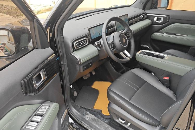 Used Baojun Spark EUV 2024 Prestige Edition 4 Seats Interior 3
