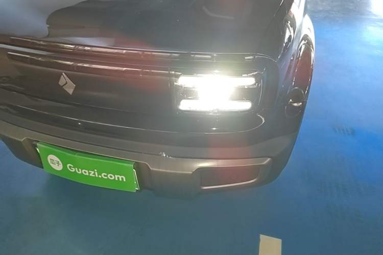 Used Baojun Spark EUV 2024 Flagship Edition 4 Seats Left Front Headlight