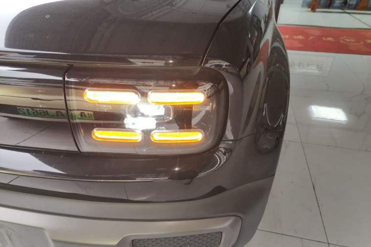 Used Baojun Spark EUV 2024 Prestige Edition 4 Seats Left Front Headlight
