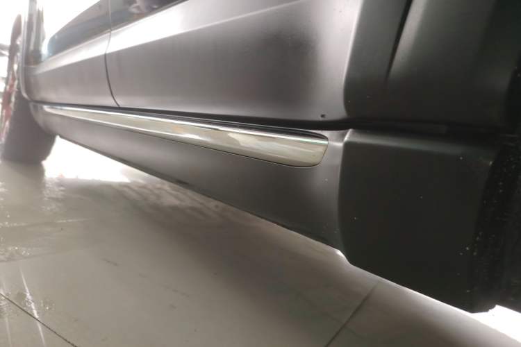 Used Baojun Spark EUV 2024 Prestige Edition 4 Seats Left Side Sill