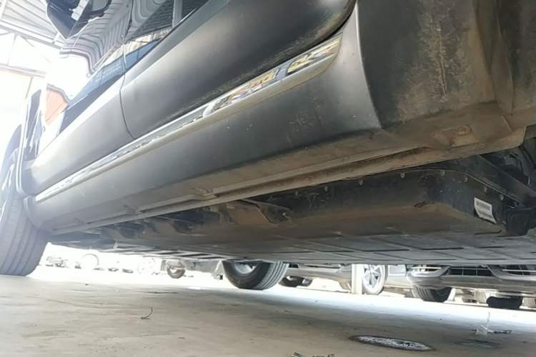 Used Baojun Spark EUV 2024 Prestige Edition 4 Seats Left Side Sill