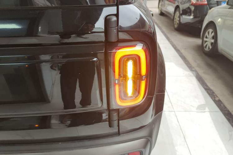 Used Baojun Spark EUV 2024 Prestige Edition 4 Seats Right Rear Taillight