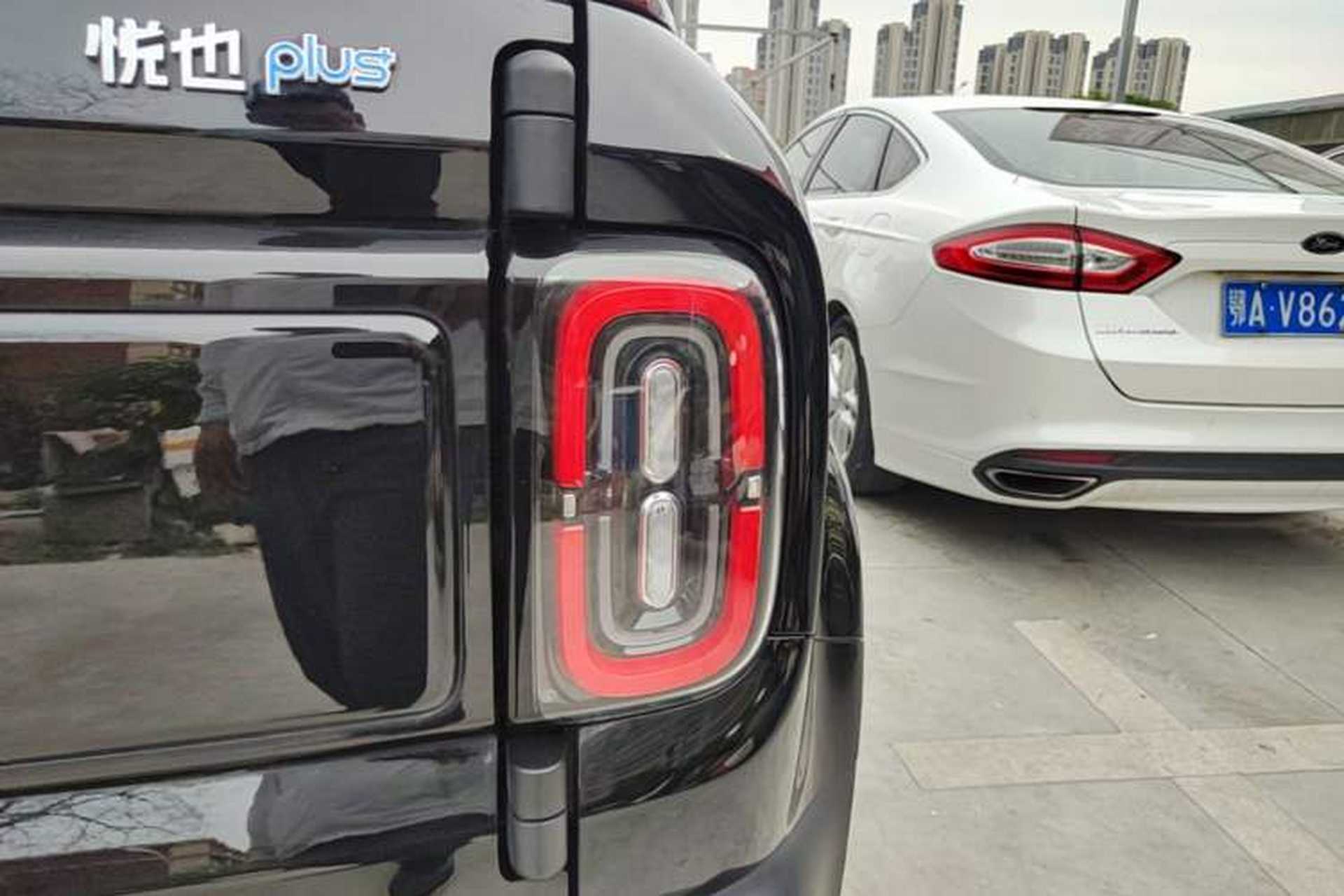 Used Baojun Spark EUV 2024 Prestige Edition 4 Seats Right Rear Taillight