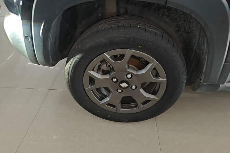 Used Baojun Spark EUV 2024 Prestige Edition 4 Seats Right Rear Wheel Hub