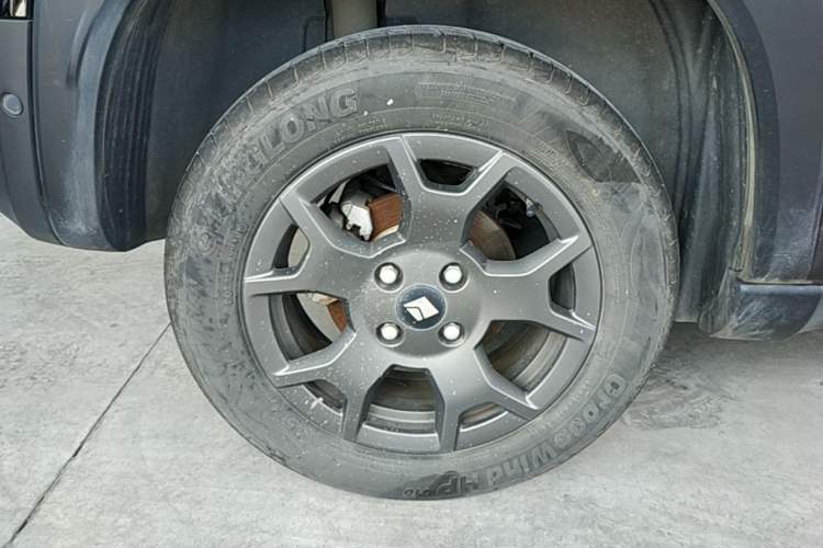 Used Baojun Spark EUV 2024 Prestige Edition 4 Seats Right Rear Wheel Hub