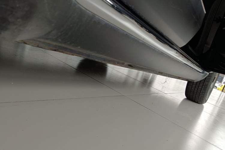 Used Baojun Spark EUV 2024 Prestige Edition 4 Seats Right Side Sill