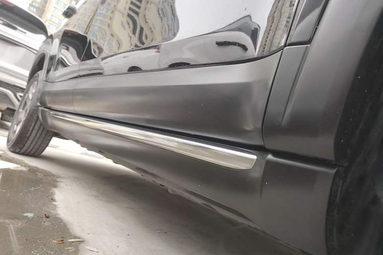 Used Baojun Spark EUV 2024 Prestige Edition 4 Seats Right Side Sill