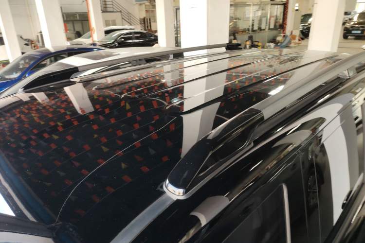 Used Baojun Spark EUV 2024 Prestige Edition 4 Seats Roof