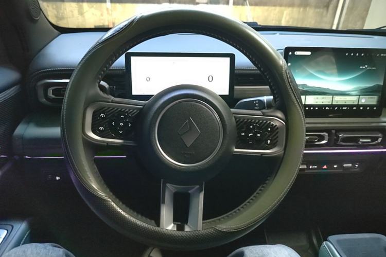 Used Baojun Spark EUV 2024 Flagship Edition 4 Seats Steering Wheel