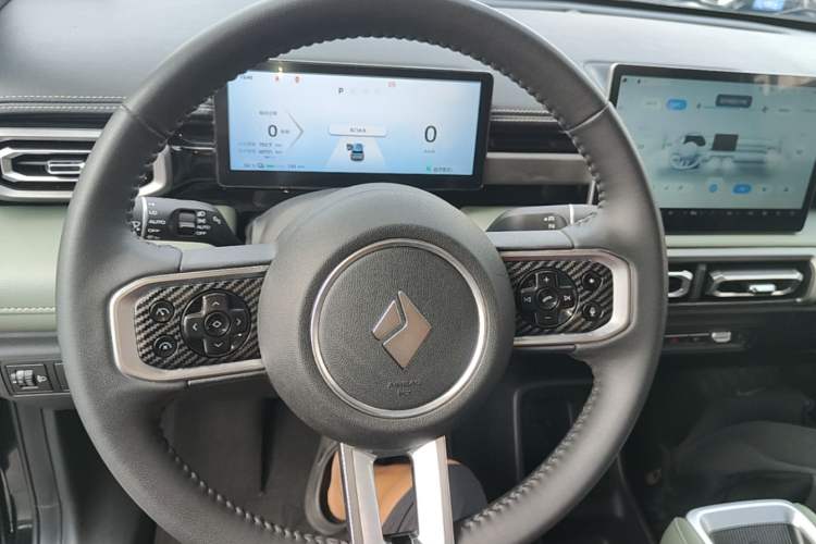 Used Baojun Spark EUV 2024 Flagship Edition 4 Seats Steering Wheel