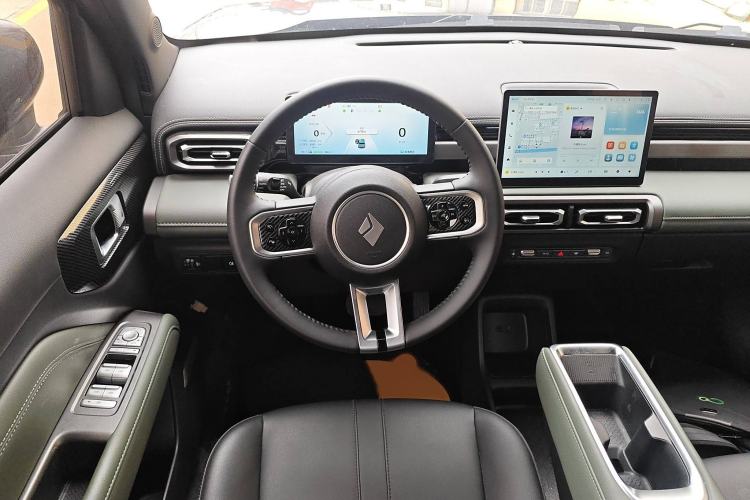 Used Baojun Spark EUV 2024 Prestige Edition 4 Seats Steering Wheel