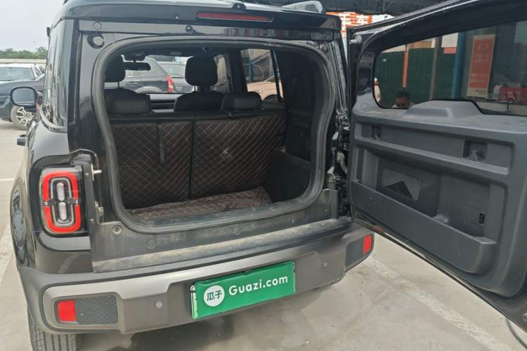 Used Baojun Spark EUV 2024 Flagship Edition 4 Seats Trunk