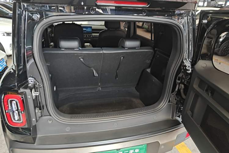 Used Baojun Spark EUV 2024 Prestige Edition 4 Seats Trunk