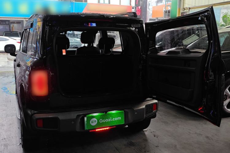 Used Baojun Spark EUV 2024 Flagship Edition 4 Seats Trunk