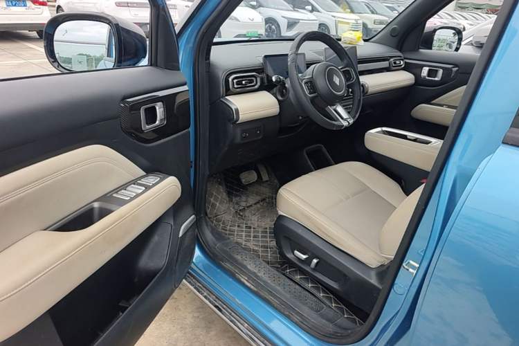 Used Baojun Spark EUV 2024 Prestige Edition 4 Seats Driver Seat