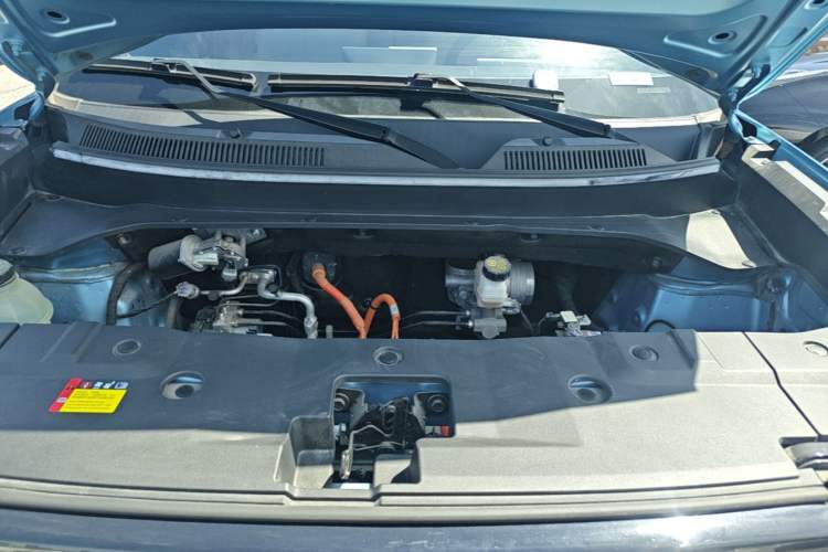 Used Baojun Spark EUV 2024 Prestige Edition 4 Seats Engine Bay