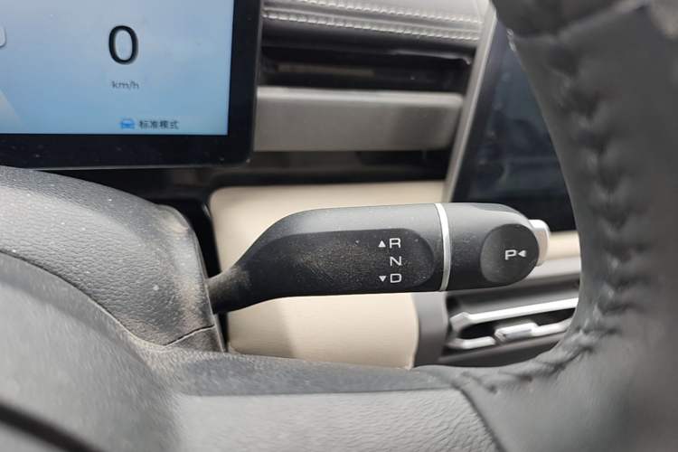 Used Baojun Spark EUV 2024 Prestige Edition 4 Seats Gear Lever