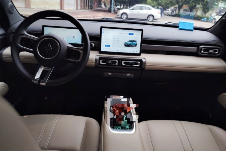 Used Baojun Spark EUV 2024 Prestige Edition 4 Seats Interior 2