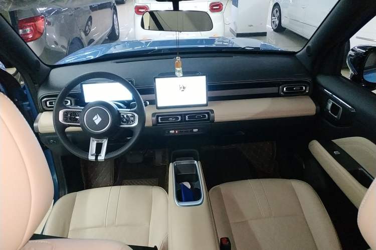 Used Baojun Spark EUV 2024 Flagship Edition 4 Seats Interior 2