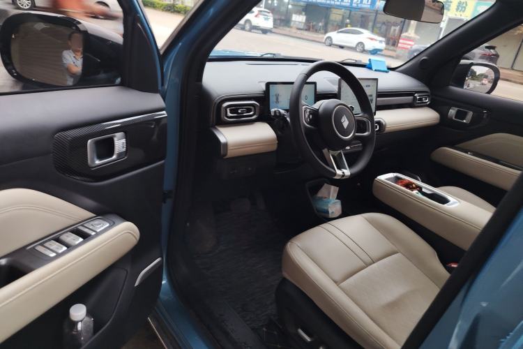 Used Baojun Spark EUV 2024 Prestige Edition 4 Seats Interior 3