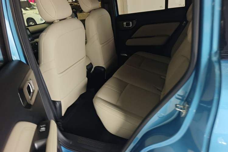 Used Baojun Spark EUV 2024 Flagship Edition 4 Seats Left Rear Seat
