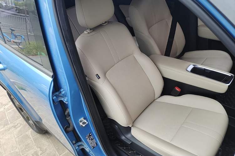 Used Baojun Spark EUV 2024 Prestige Edition 4 Seats Right Front Seat