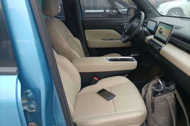 Used Baojun Spark EUV 2024 Prestige Edition 4 Seats Right Front Seat