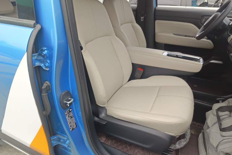 Used Baojun Spark EUV 2024 Prestige Edition 4 Seats Right Front Seat