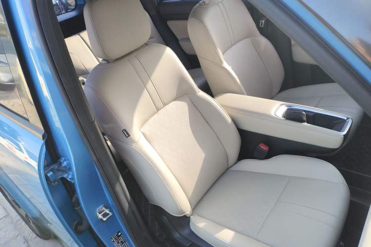 Used Baojun Spark EUV 2024 Prestige Edition 4 Seats Right Front Seat