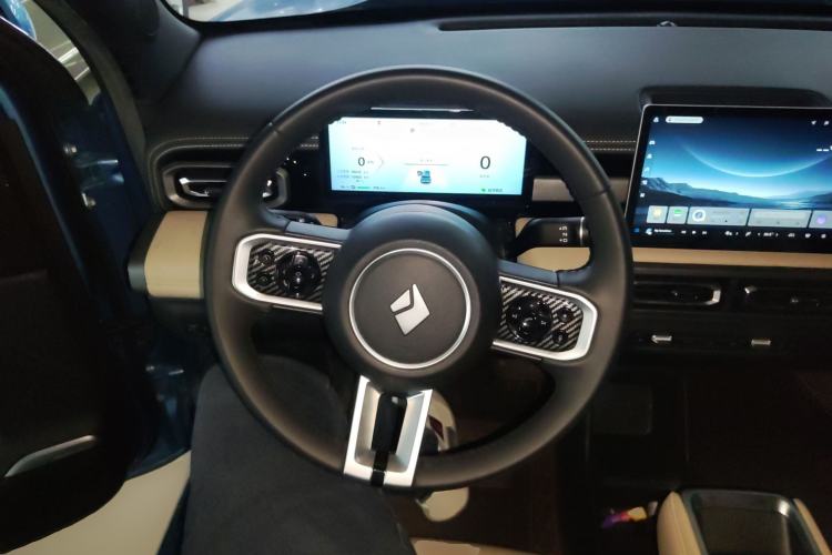 Used Baojun Spark EUV 2024 Flagship Edition 4 Seats Steering Wheel