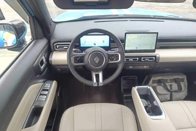 Used Baojun Spark EUV 2024 Prestige Edition 4 Seats Steering Wheel