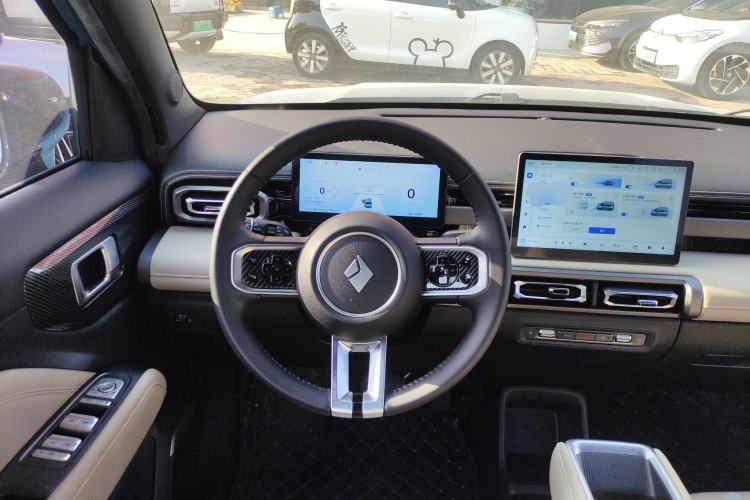Used Baojun Spark EUV 2024 Prestige Edition 4 Seats Steering Wheel