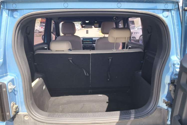 Used Baojun Spark EUV 2024 Prestige Edition 4 Seats Trunk