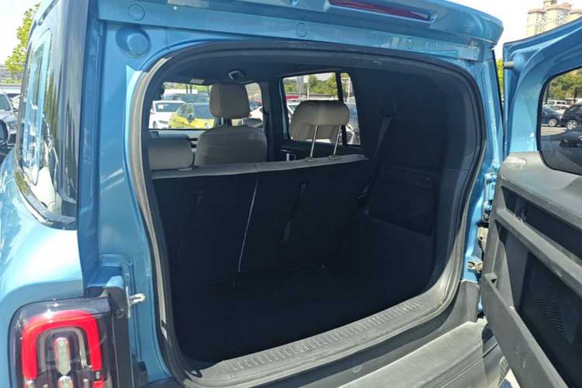 Used Baojun Spark EUV 2024 Prestige Edition 4 Seats Trunk