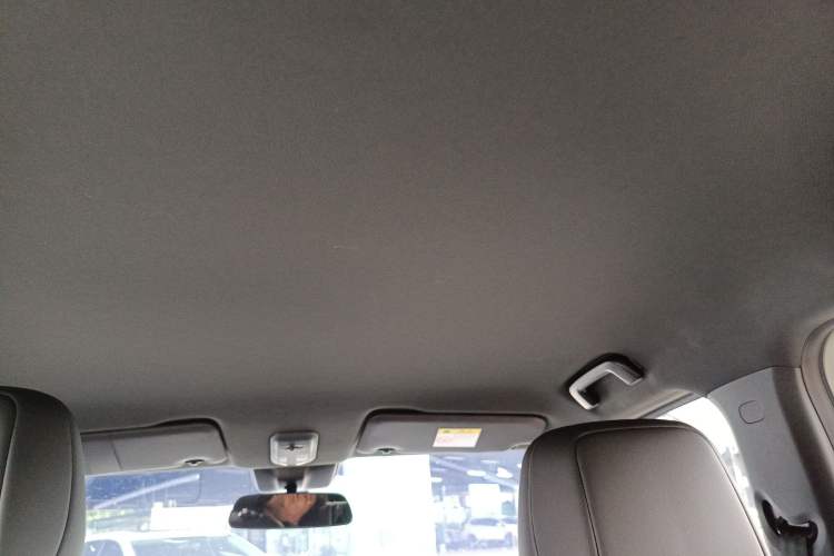 Used Baojun Spark EUV 2024 Flagship Edition 4 Seats Headliner