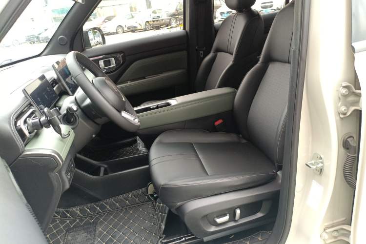 Used Baojun Spark EUV 2024 Flagship Edition 4 Seats Left Front Seat