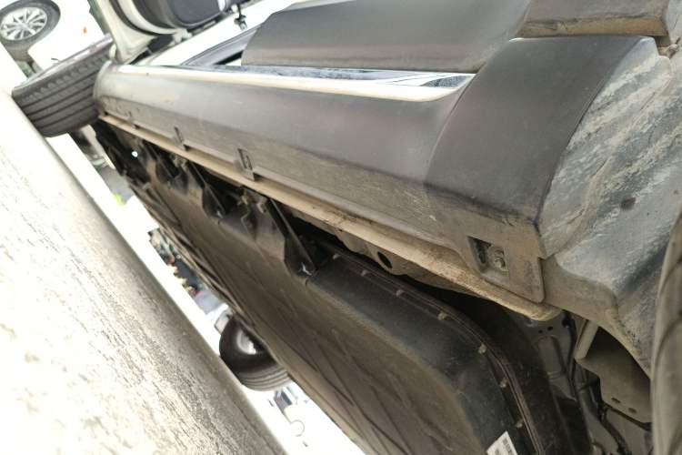 Used Baojun Spark EUV 2024 Flagship Edition 4 Seats Left Side Sill