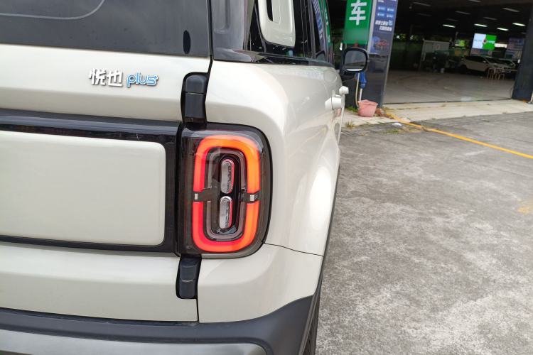 Used Baojun Spark EUV 2024 Flagship Edition 4 Seats Right Rear Taillight
