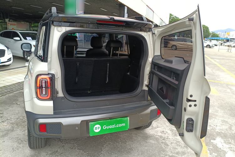 Used Baojun Spark EUV 2024 Flagship Edition 4 Seats Trunk