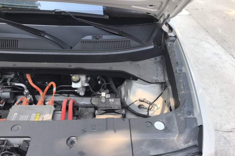 Used Baojun Spark EUV 2024 Flagship Edition 4 Seats Engine Bay Left