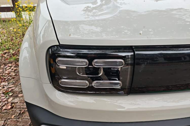 Used Baojun Spark EUV 2024 Prestige Edition 4 Seats Exterior 6