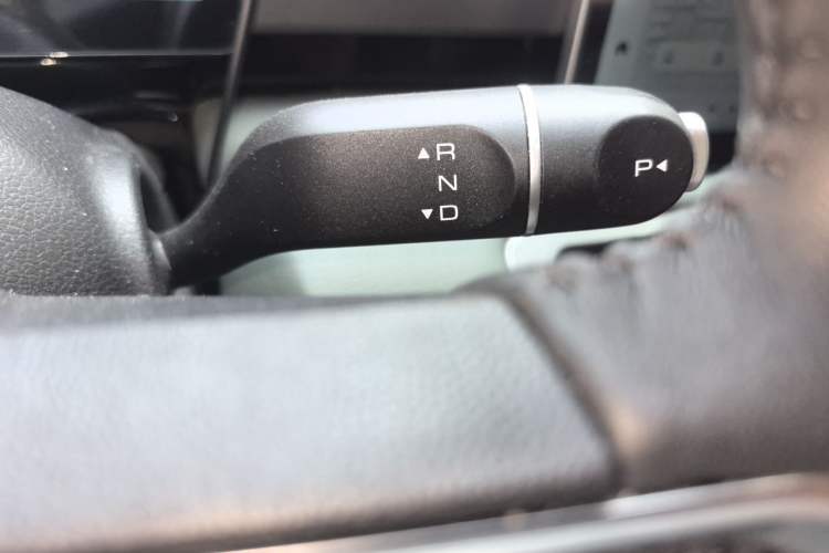 Used Baojun Spark EUV 2024 Flagship Edition 4 Seats Gear Lever