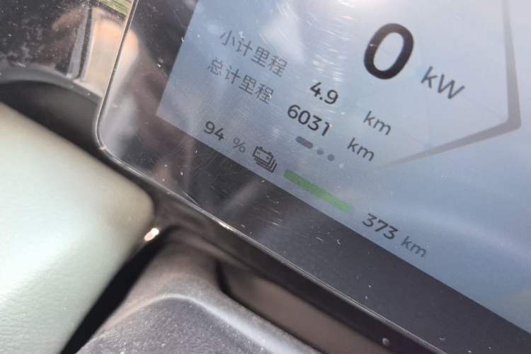 Used Baojun Spark EUV 2024 Flagship Edition 4 Seats Odometer Close Up