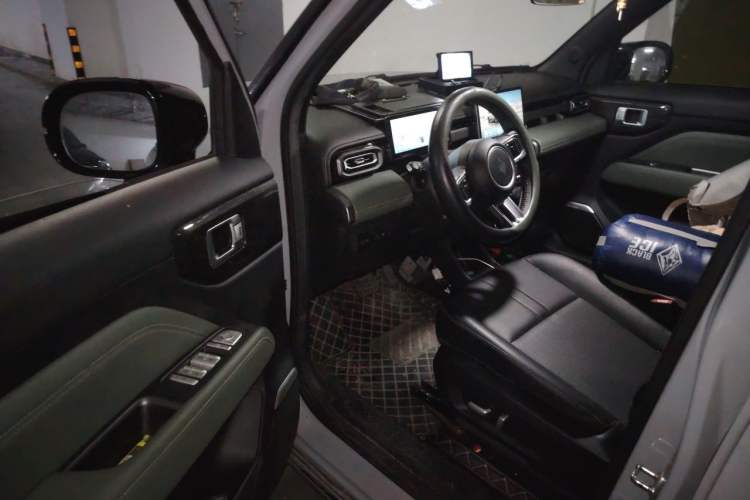 Used Baojun Spark EUV 2024 Prestige Edition 4 Seats Driver Seat
