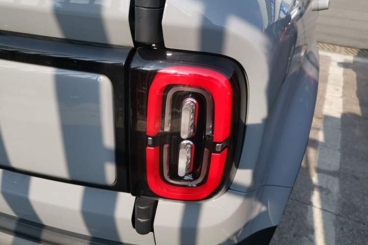 Used Baojun Spark EUV 2024 Prestige Edition 4 Seats Exterior 3