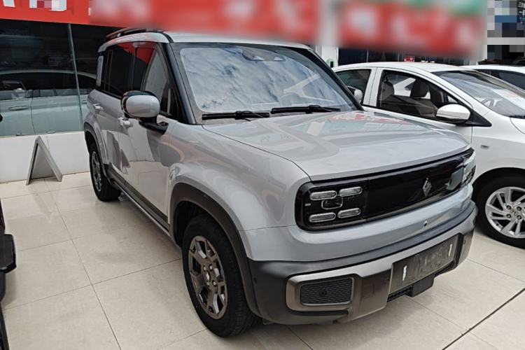 Used Baojun Spark EUV 2024 Prestige Edition 4 Seats Front Right 45 Deg