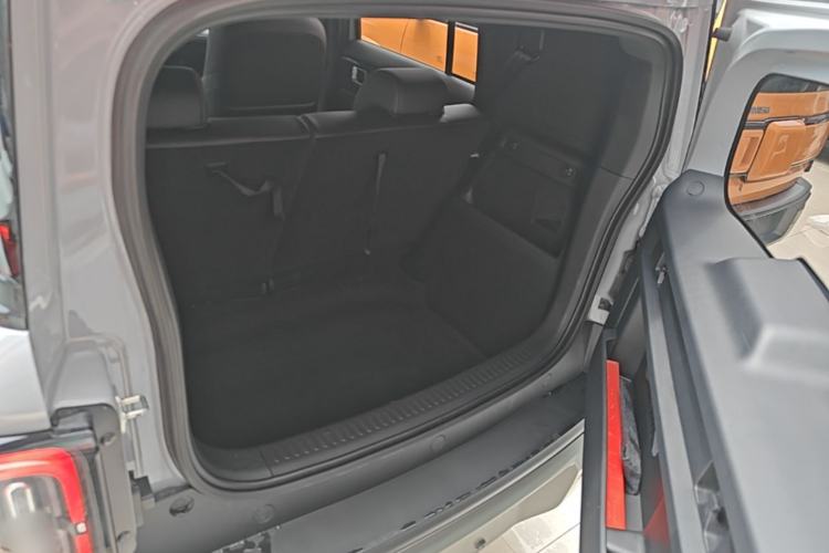 Used Baojun Spark EUV 2024 Prestige Edition 4 Seats Trunk